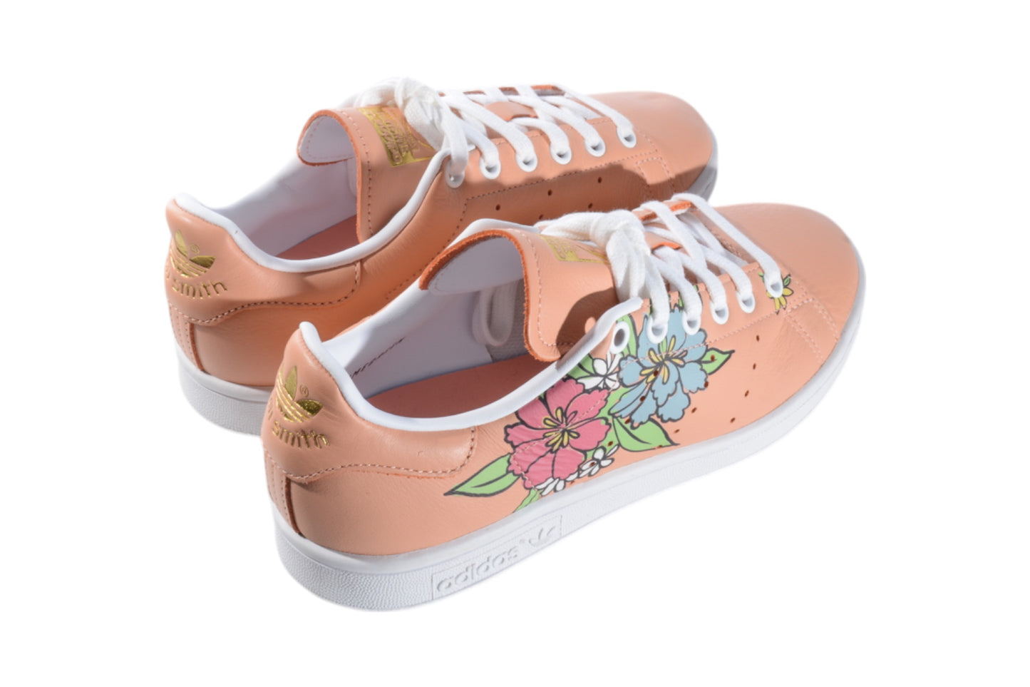 Cobra Kai (TV) – Adidas Stan Smith Ambient Blush Floral Sneaker Size 6