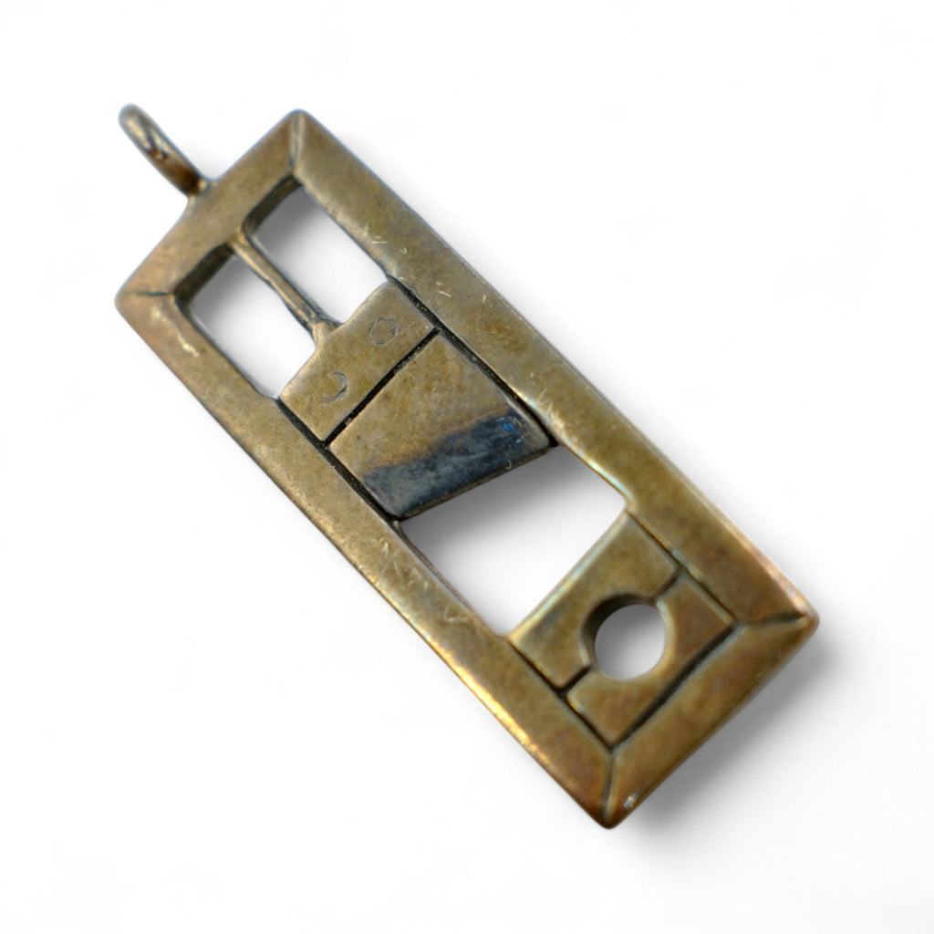 Guillotine Pendant Necklace – The Girl with the Dragon Tattoo (2011)