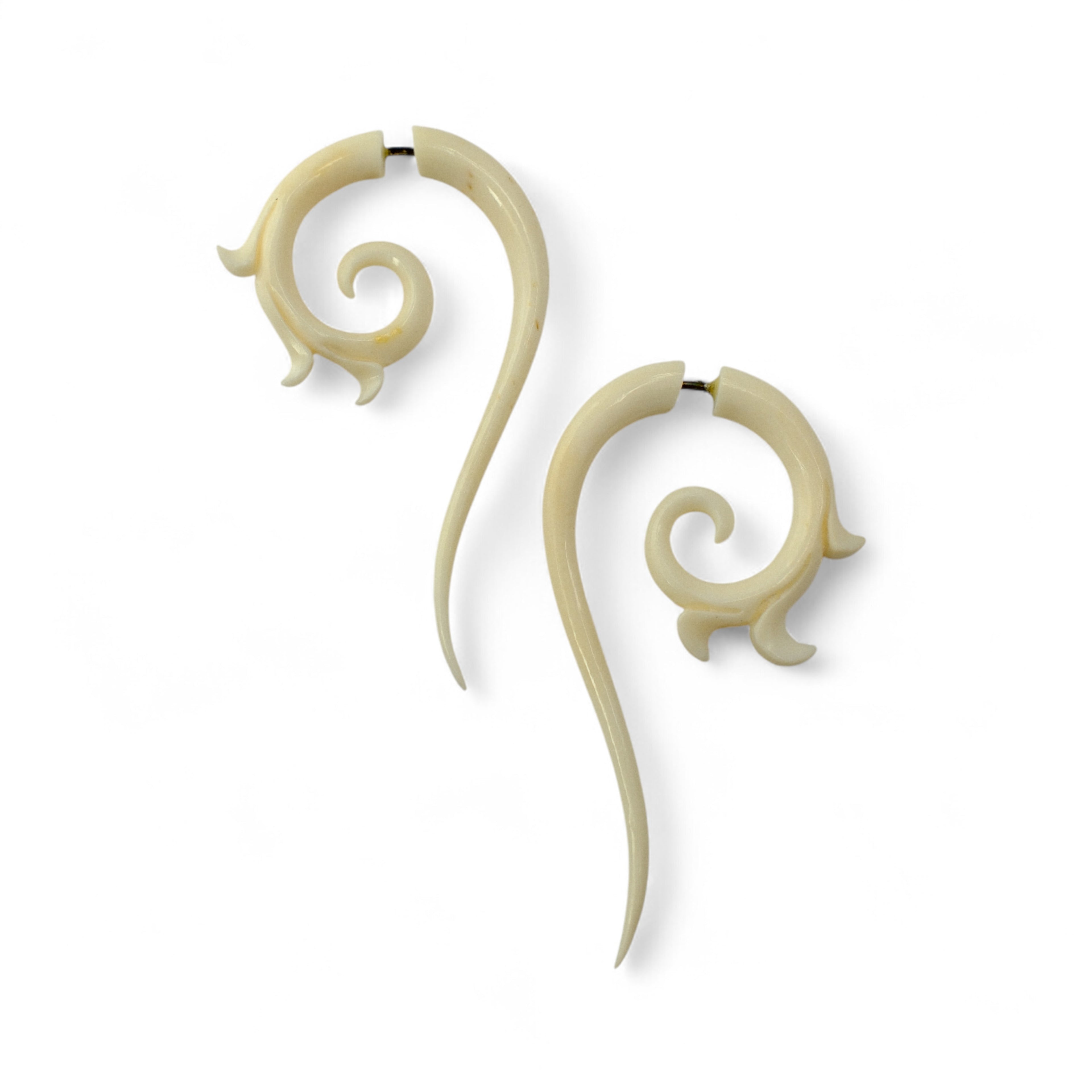 Cream Tribal Earrings – The Girl with the Dragon Tattoo (2011)