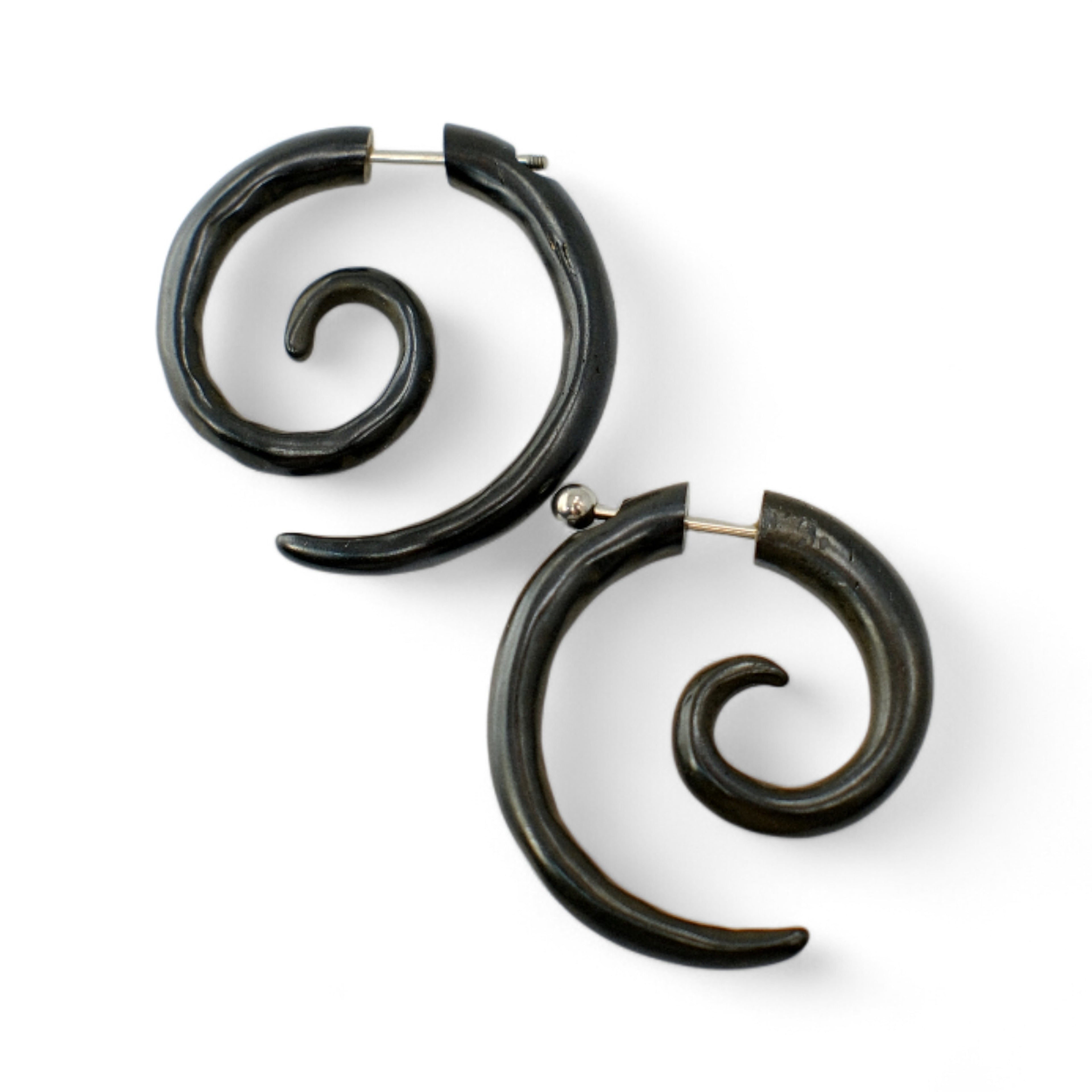 Black Tribal Earrings – The Girl with the Dragon Tattoo (2011)